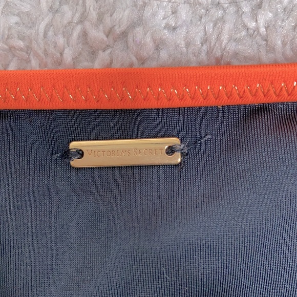 Victoria’s Secret Bikini Bottom | Size M - Picture 5 of 8